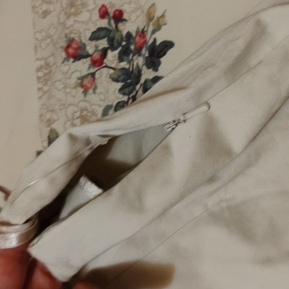 GAP Women's Capri Size 14 - Picture 6 of 8